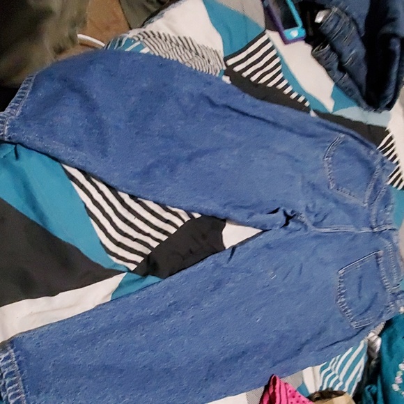 Jeans - Picture 4 of 5